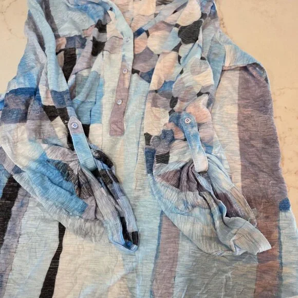 David Cline Top Large Crinkle 1/4 Snap Front Abstract Print Crushed Blue Gray - Picture 7 of 7